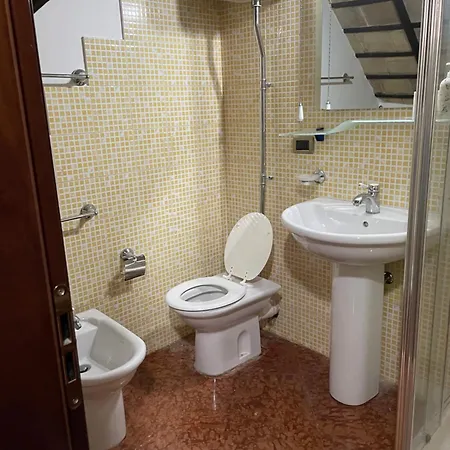 Daniel's Winter Apartment