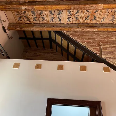 Daniel's Winter Apartment