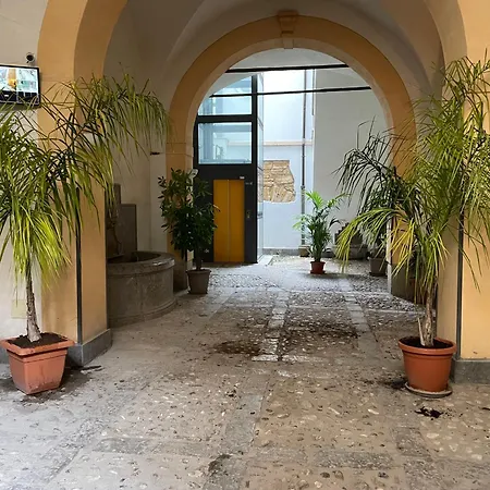 Daniel's Winter Apartment